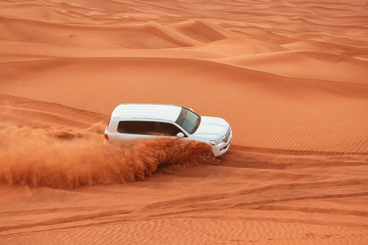 from-abu-dhabi-experience-the-thrill-desert-safari-dubai_1